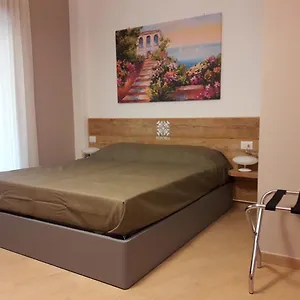 2* Couette-café Euforia - Tre Sedi - Three Locations